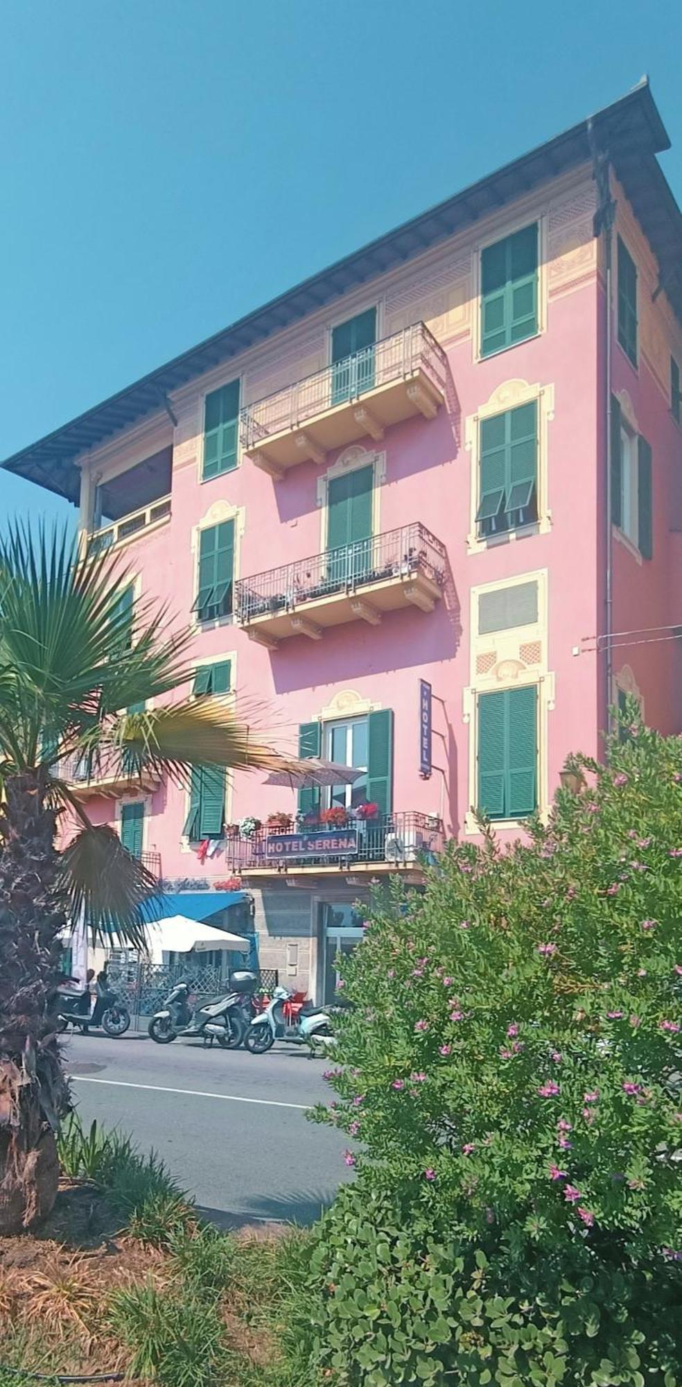 Hotel Serena Arenzano Exterior foto