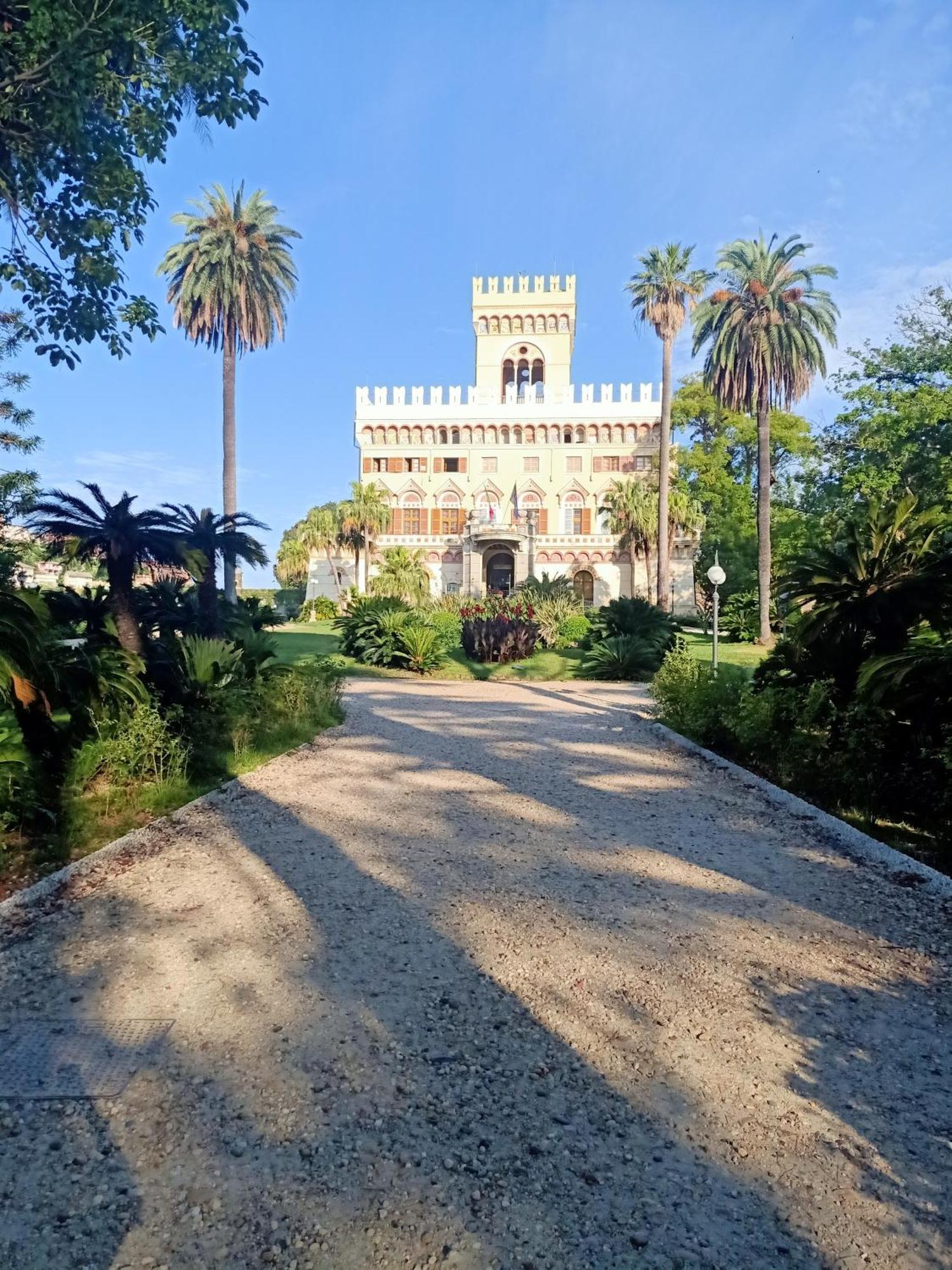 Hotel Serena Arenzano Exterior foto