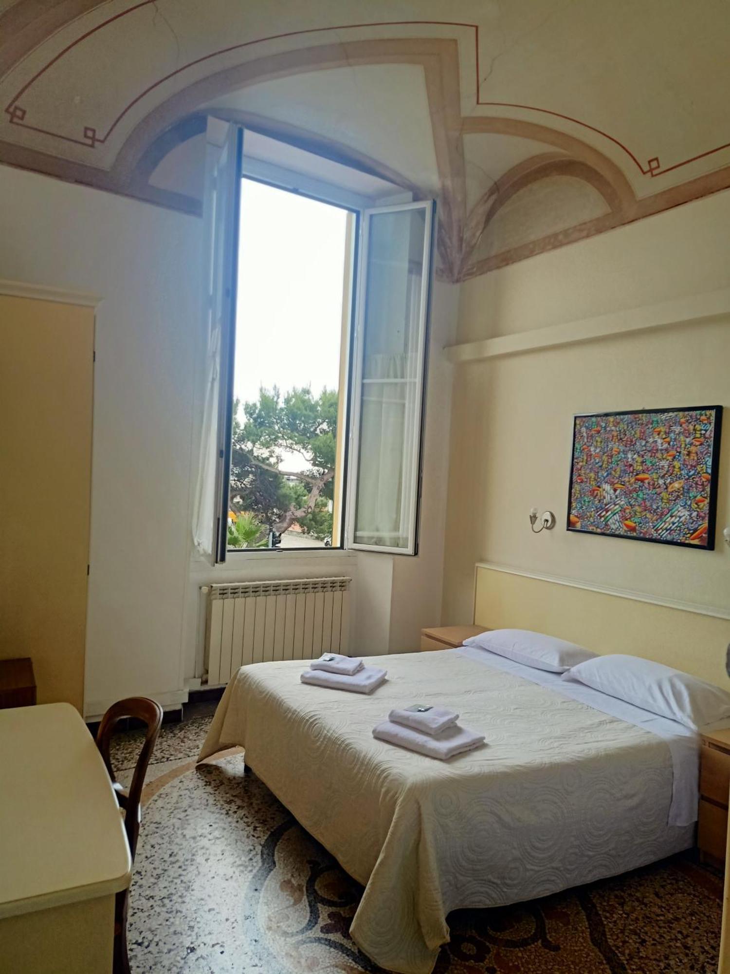 Hotel Serena Arenzano Habitación foto